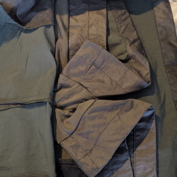 DKNY golf Woman's Skort - Picture 8 of 8